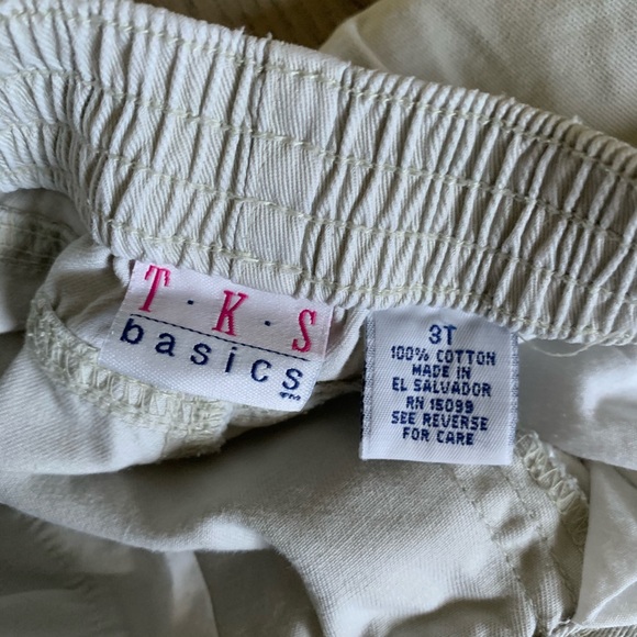 Khaki Shorts - Picture 3 of 4